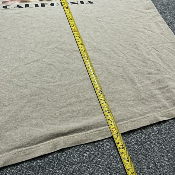 District Threads Tan California Sailboat Graphic Y2K Ringer Tee Size XL - Picture 5 of 6